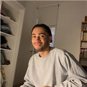 Élève ingénieur en deuxième année à ECAM à Lyon et ancien élève du Lycée Aux Lazaristes, propose des cours particuliers en mathématiques, physique et SVT pour les élèves du collège au lycée.